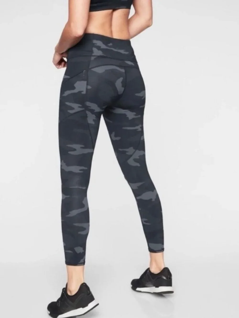 ATHLETA Women's EUC Camo Contender 7/8 Tight in Powerlift‎ #405480 | Size M